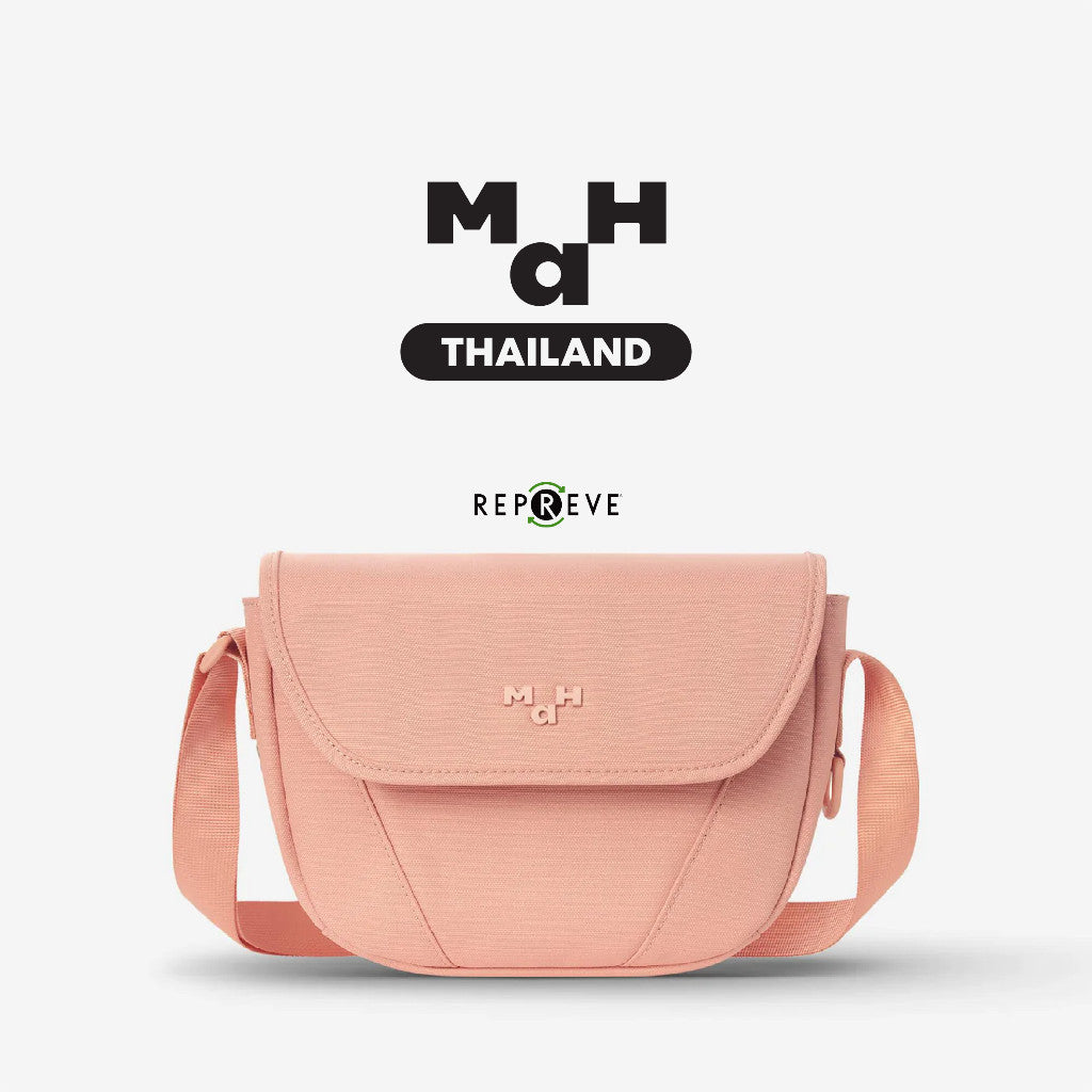 MAH Young Crossbody Shuttle กระเป๋าสะพายข้าง น้ำหนักเบา ผ้ากันน้ํา 6 นิ้ว (กระเป๋าสะพายไหล่) สีขาว