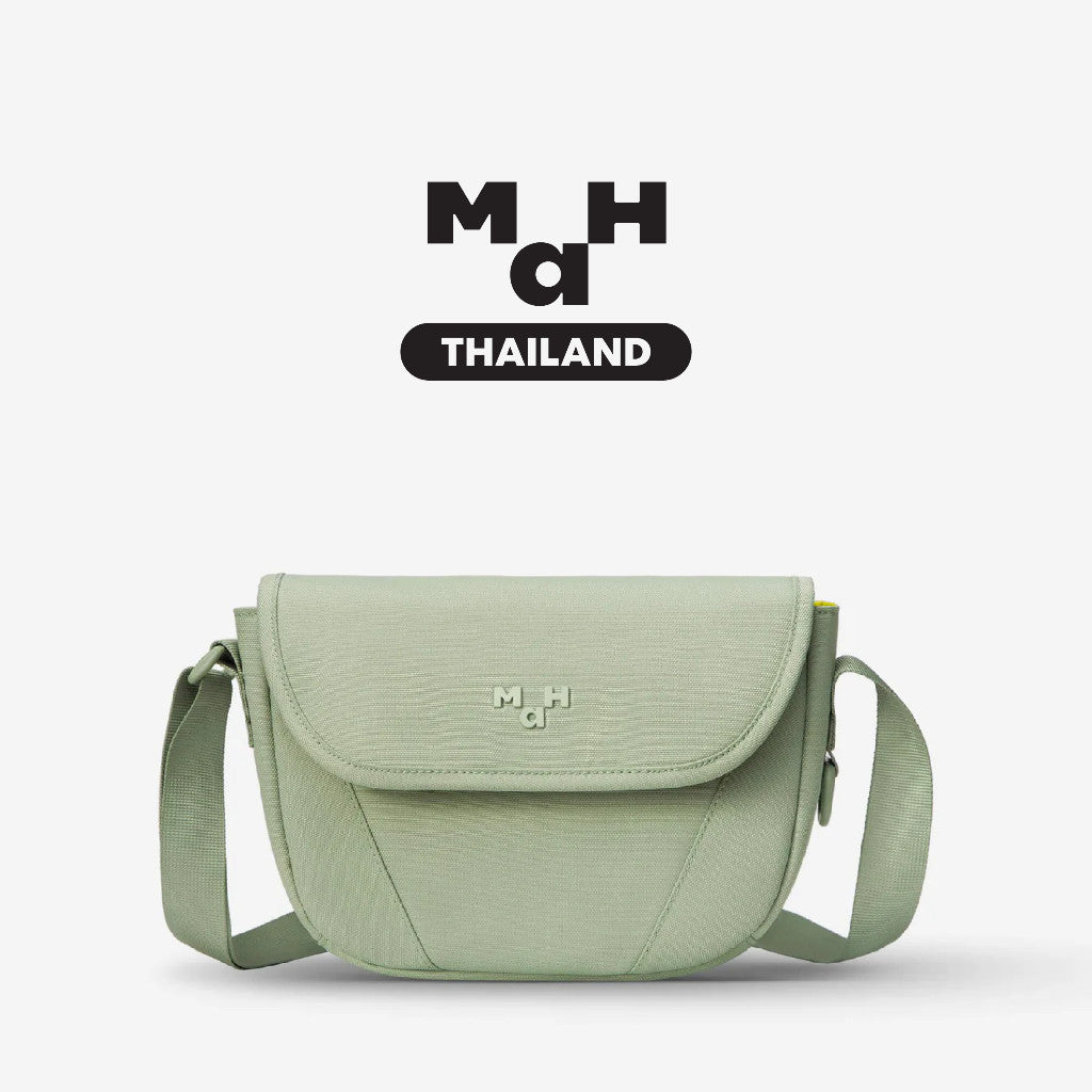 MAH Young Crossbody Shuttle กระเป๋าสะพายข้าง น้ำหนักเบา ผ้ากันน้ํา 6 นิ้ว (กระเป๋าสะพายไหล่) สีขาว