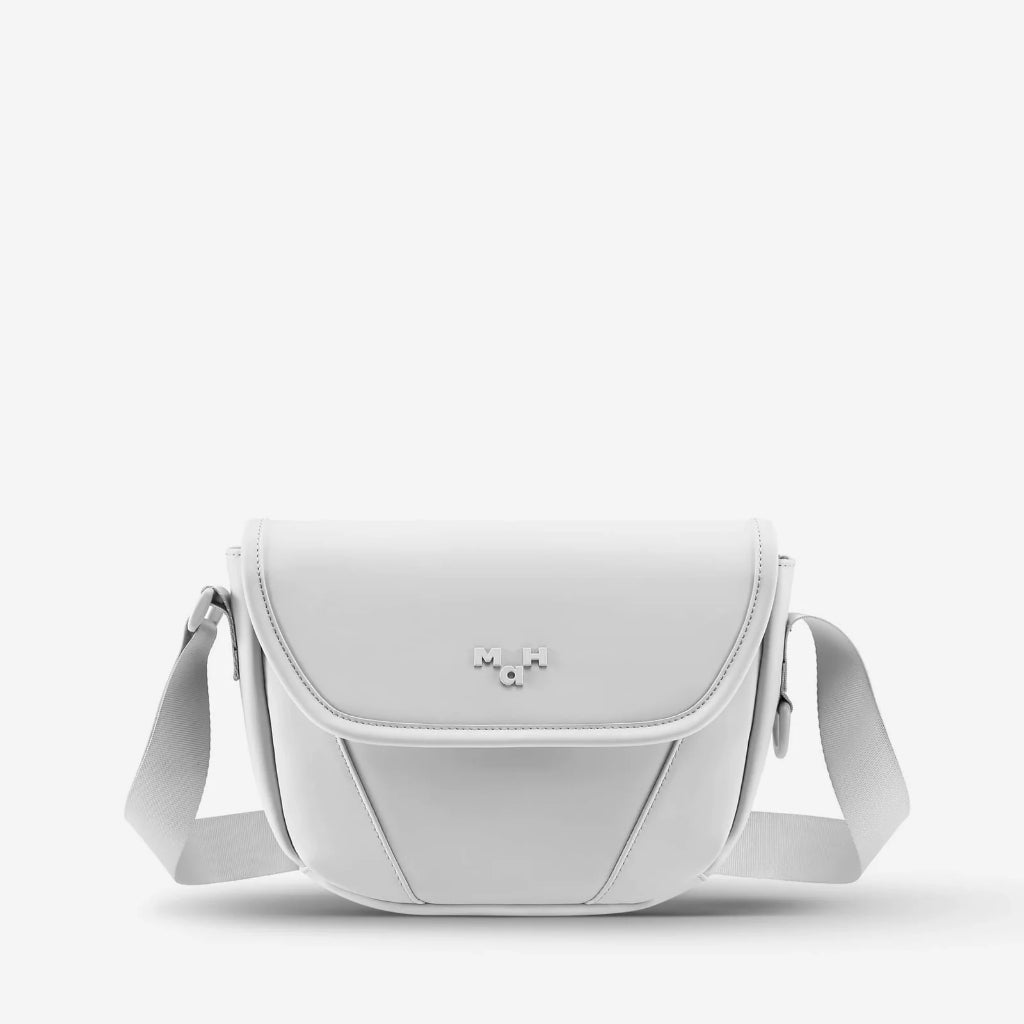 MAH Young Crossbody Shuttle กระเป๋าหนัง กระเป๋าสะพายข้าง น้ำหนักเบา ผ้ากันน้ํา 6 นิ้ว (กระเป๋าสะพายไหล่)
